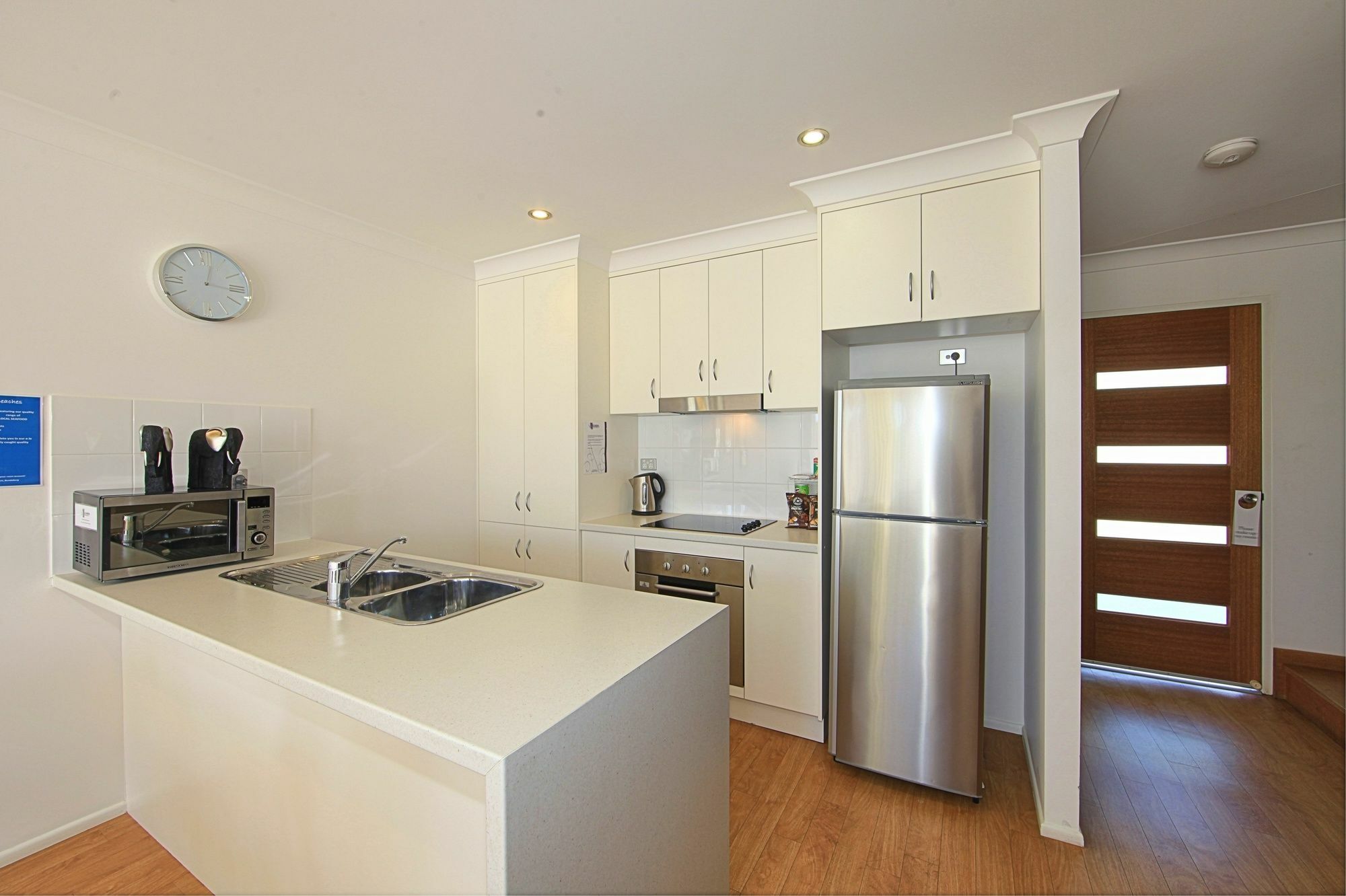 Alexandra Apartments Bundaberg Bagian luar foto